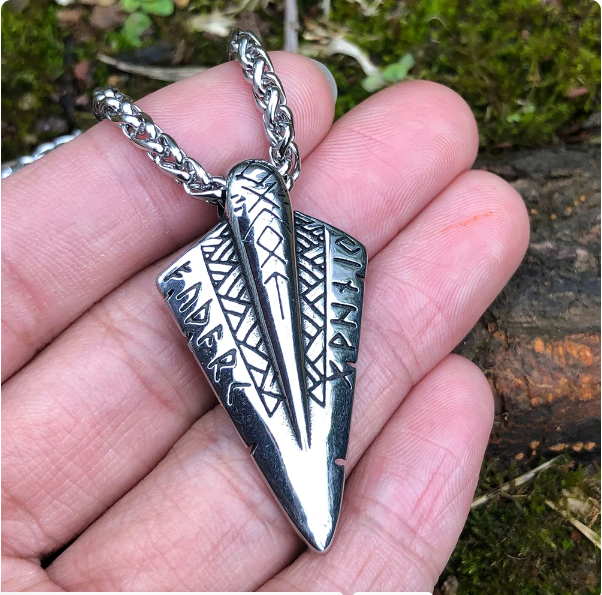 VIKING NECKLACE - RUNIC ARROW