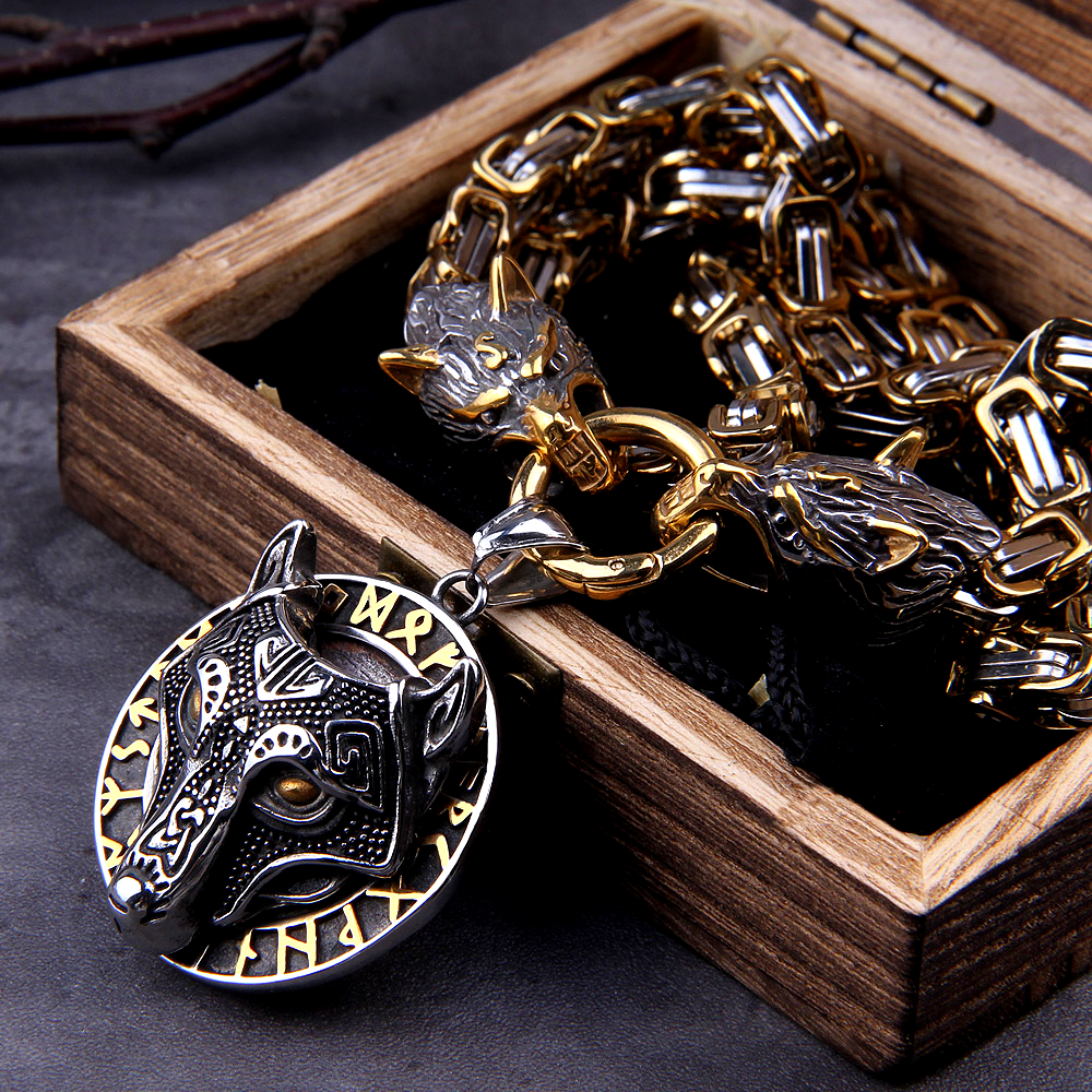 KING CHAIN WITH WOLF HEADS AND FENRIR MEDALLION