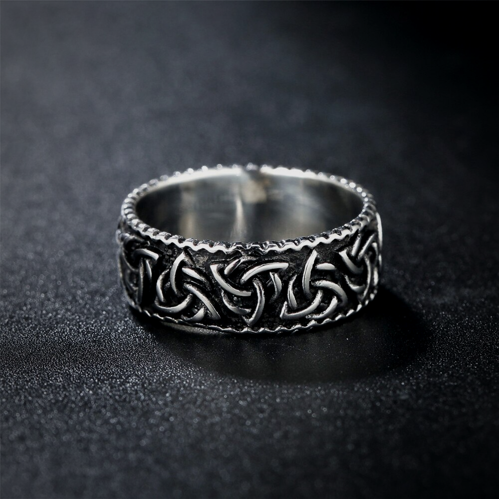Wikinger Ring Triquetra Muster