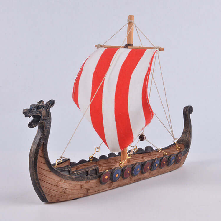 Drakkar Viking Longship Model with Mast and Sail