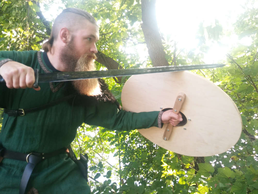 25" NORDIC ROUND SHIELD - ASGARD LINE