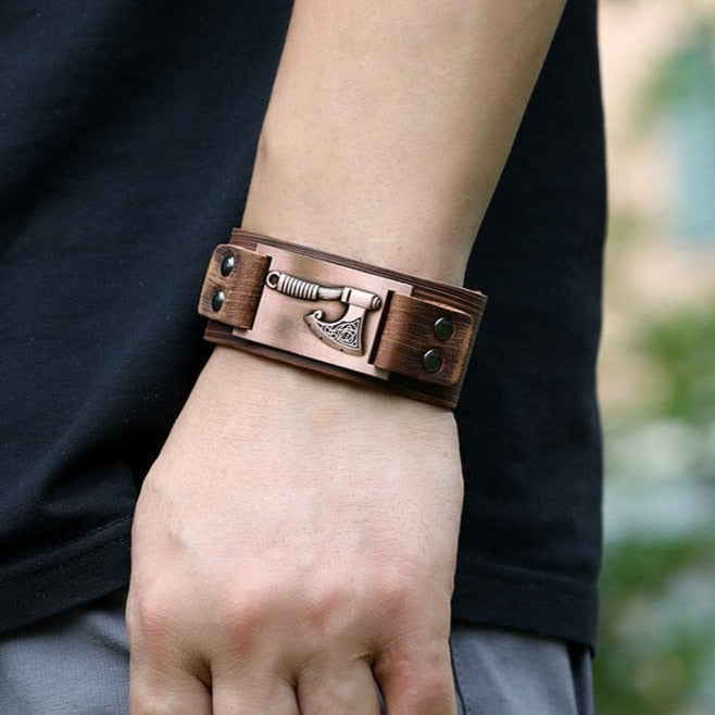 VIKING AXE LEATHER BRACELET