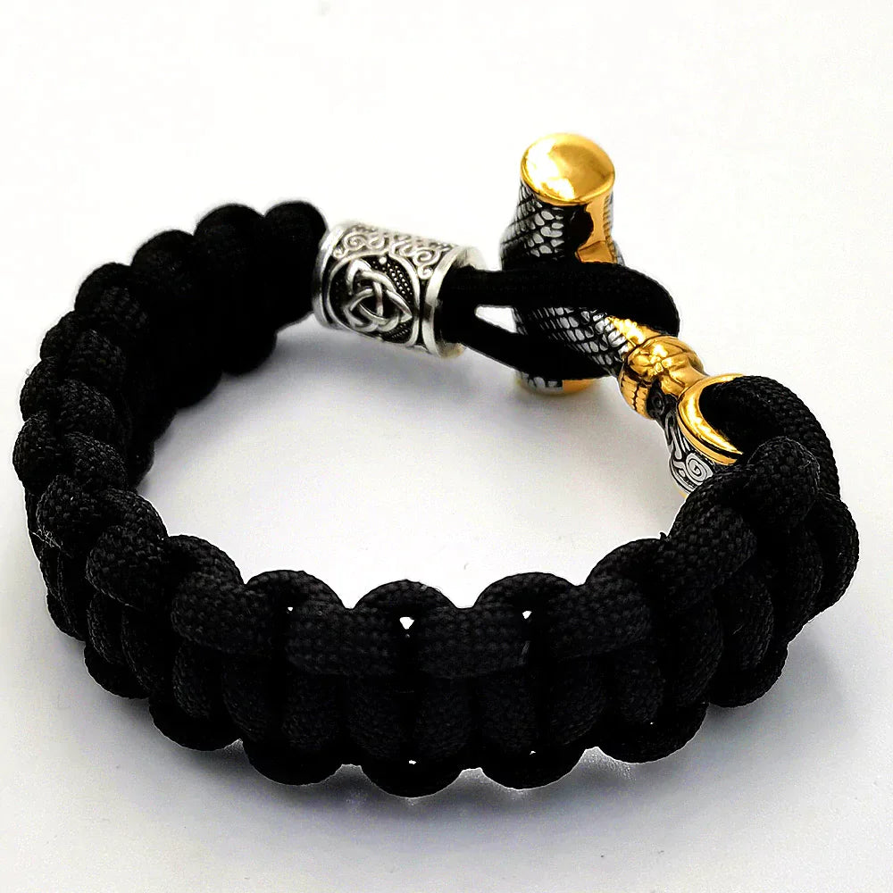 Paracord Bracelet with Mjolnir