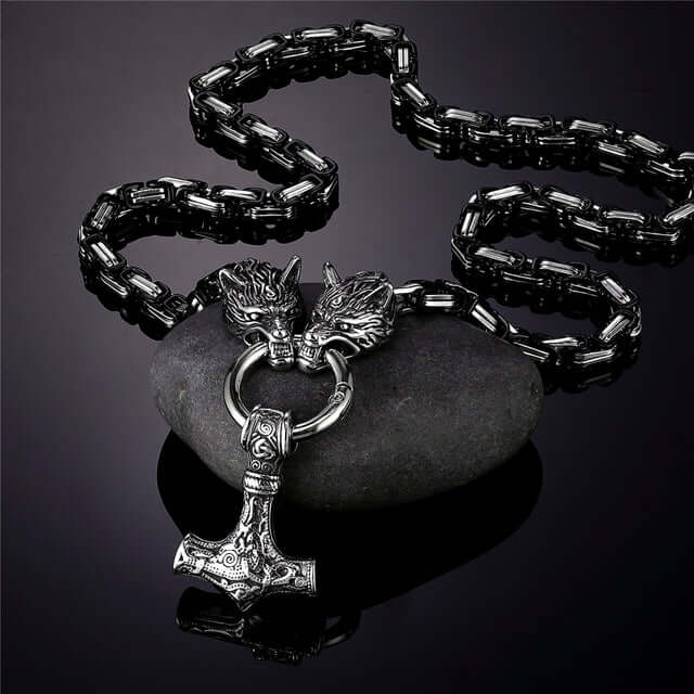 BLACK KING CHAIN - WITH WOLF'S HEADS & MJÖLNIR PENDANT