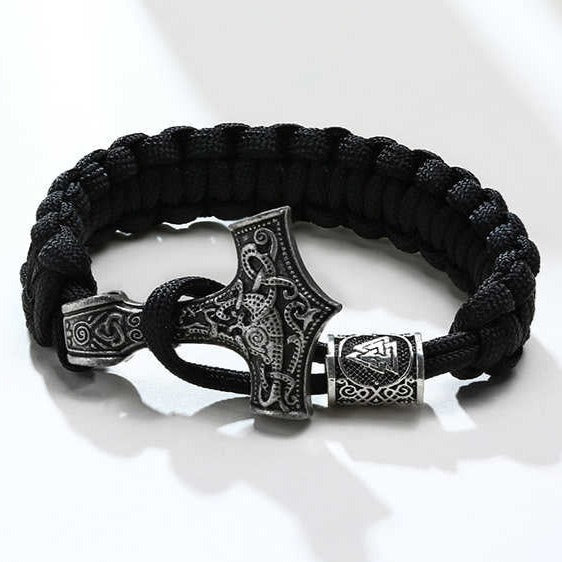 Paracord Bracelet with Mjolnir