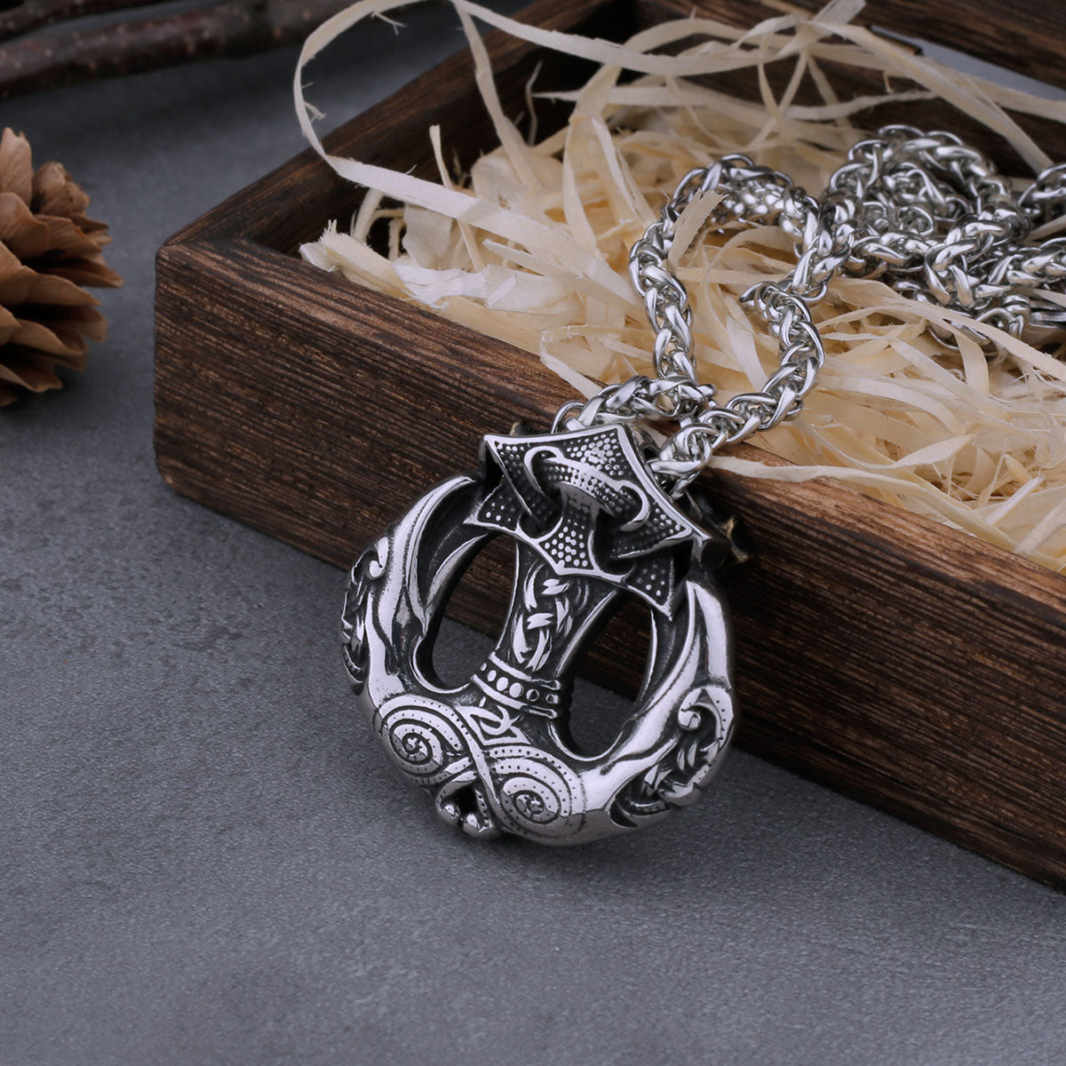 THOR'S HAMMER NECKLACE - NORDIC ANCHOR DESIGN