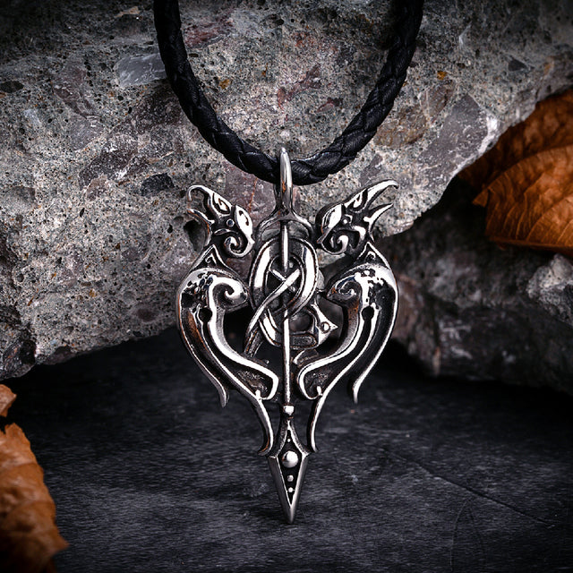 VIKING NECKLACE WITH HUGINN & MUNINN DESIGN