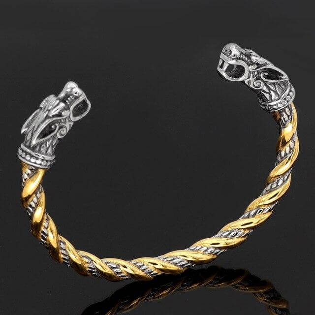 Gold-Trimmed Wolf Armring