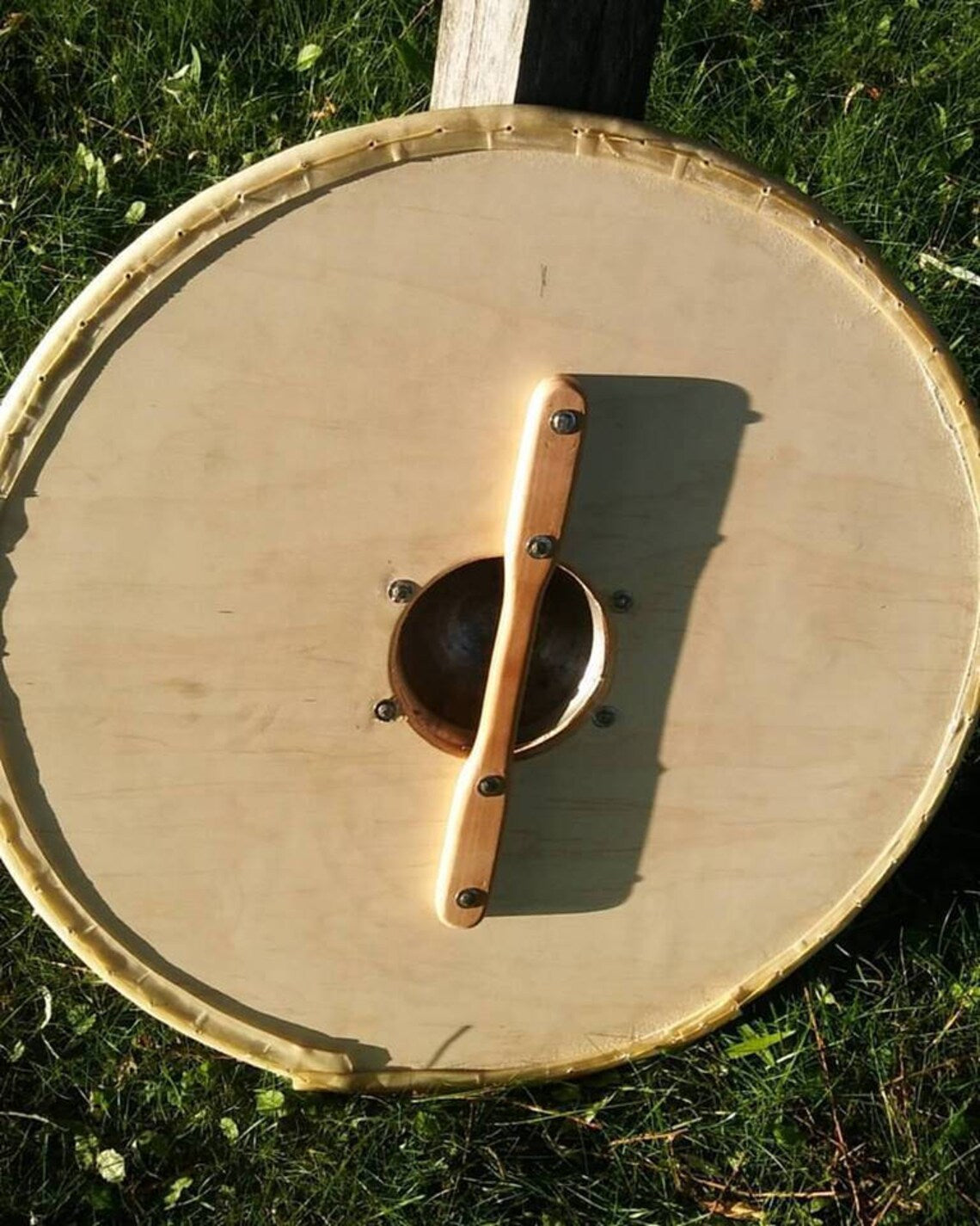 25" NORDIC ROUND SHIELD - ASGARD LINE