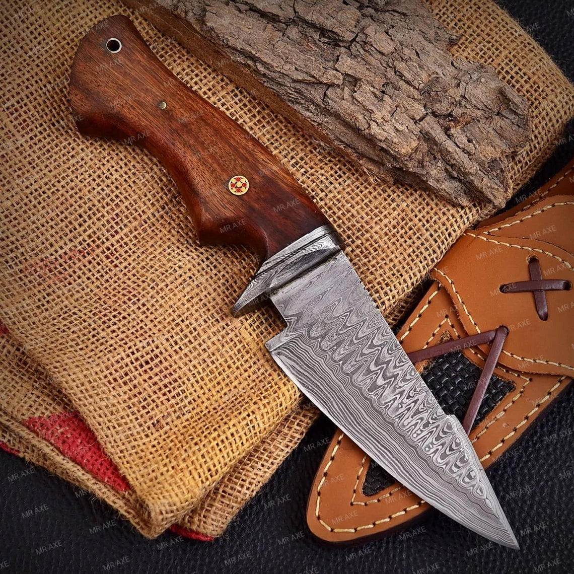 HAND-FORGED MEDIEVAL HUNTING KNIFE WITH LEATHER SHEATH