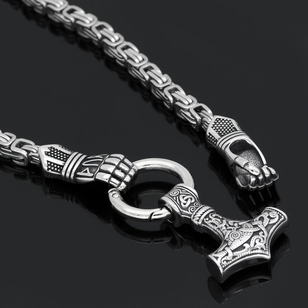 KING CHAIN WITH BERSEKER HOLDING MJOLNIR PENDANT