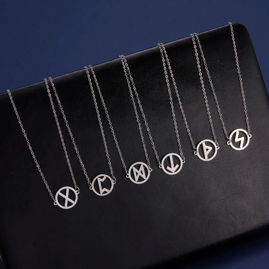 VINTAGE NORSE RUNE NECKLACE