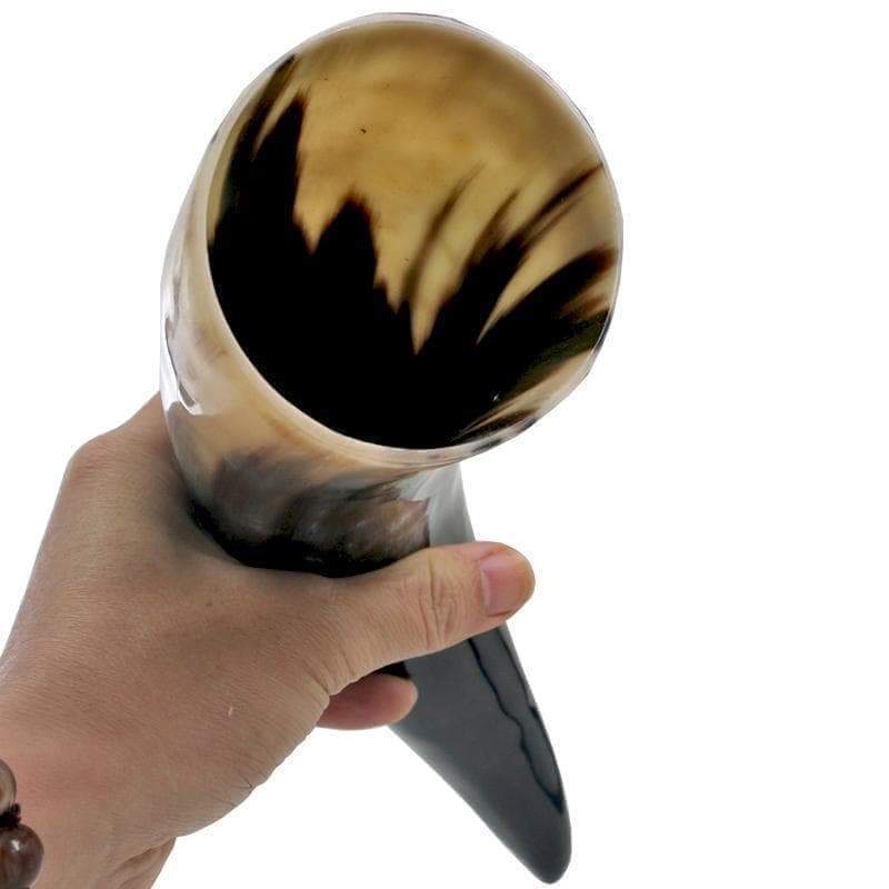 VIKING DRINKING HORN WITH LEATHER HOLDER 0.6L