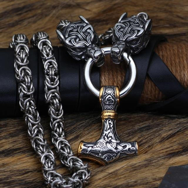 Braided King’s Chain with Two Wolf Heads Holding a Mjolnir Pendant