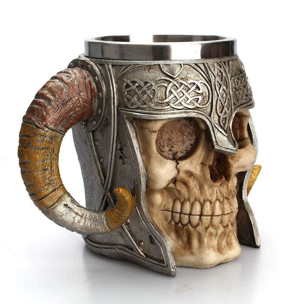 VIKING MUG WITH HORNED HELMET