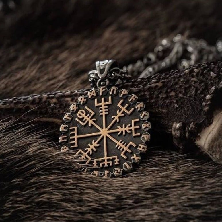 Wikinger Kette Goldener Vegvisir Runenkreis