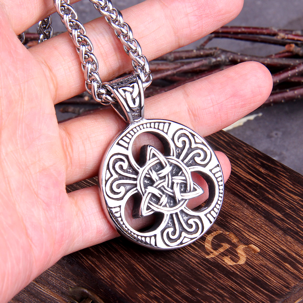 Wikinger Kette Triquetra