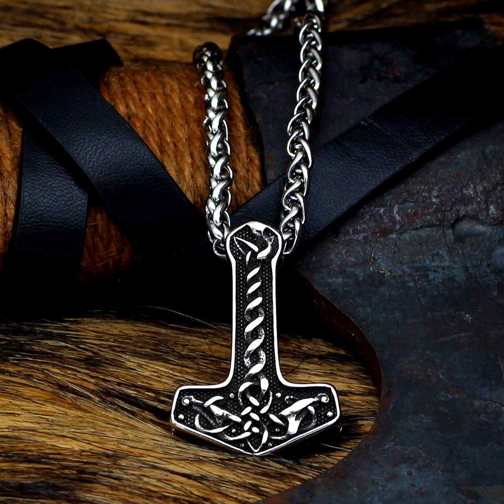 Thors Hammer Kette Geknotetes Muster