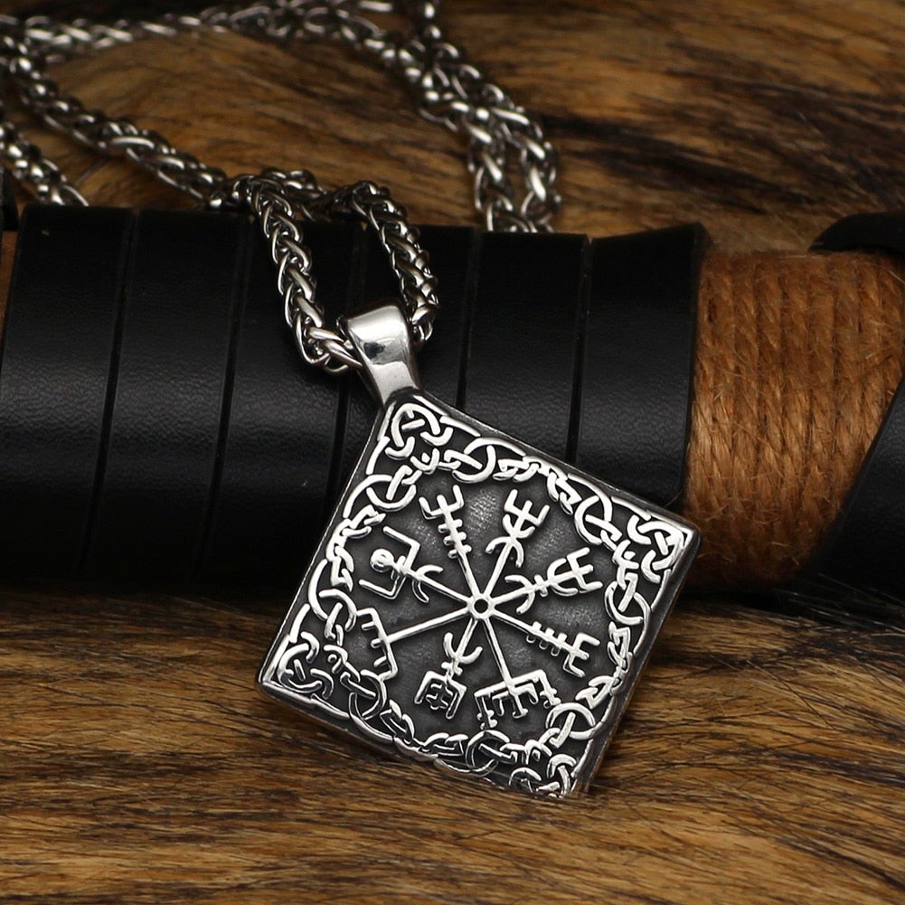 Wikinger Kette Vegvisir Knoten