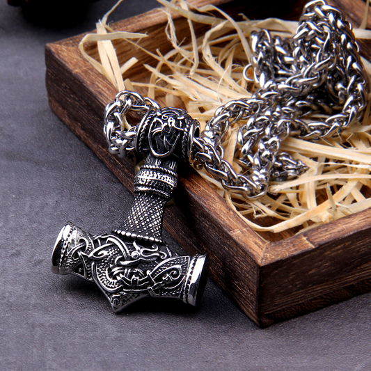 Thors Hammer Kette Geknoteter Drache