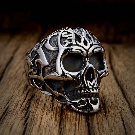 Wikinger Ring Geknoteter Totenkopf