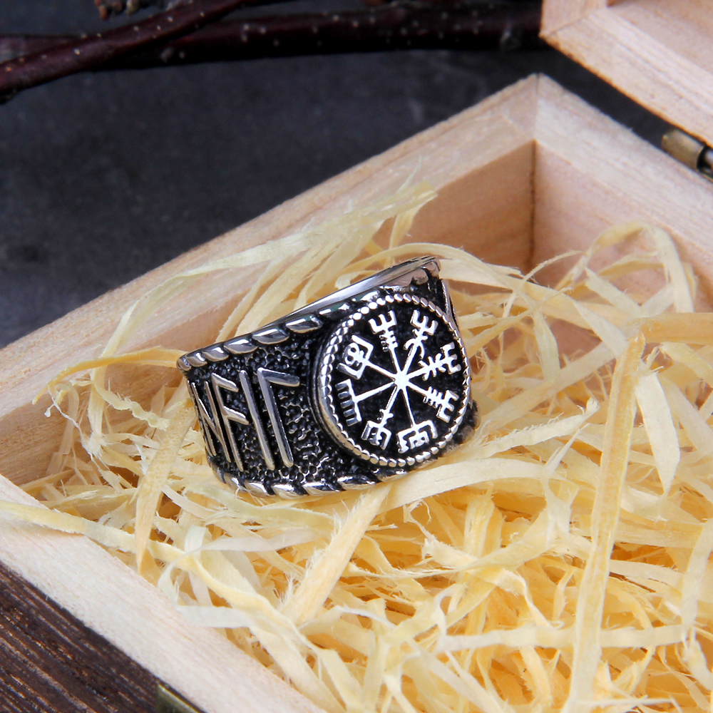 Wikinger Ring Vegvisir Runen