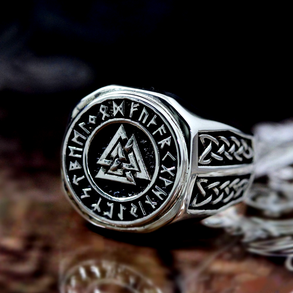 Rune Rings – Vikings and Valhalla