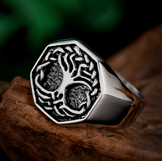 Wikinger Ring Yggdrasil Baum