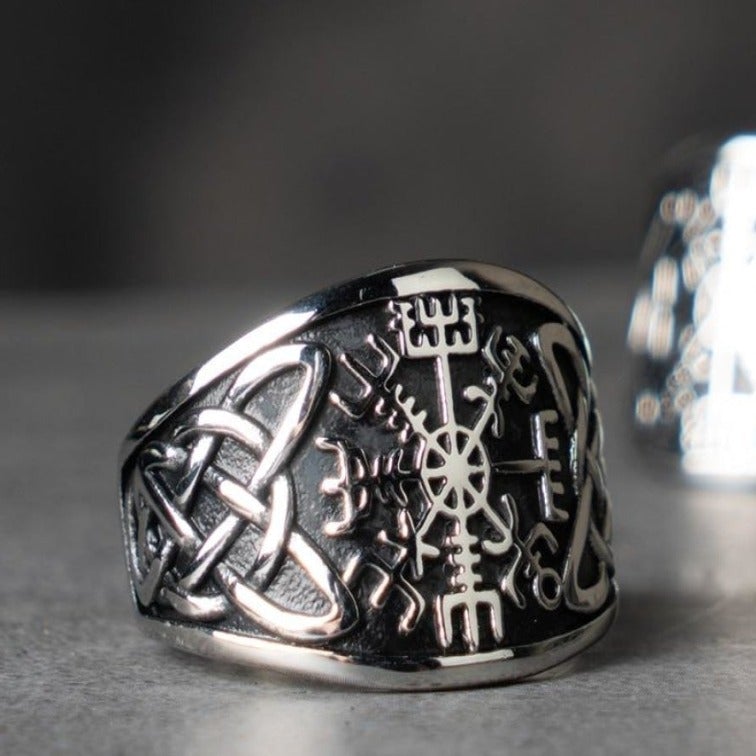 Wikinger Ring Vegvisir Knoten