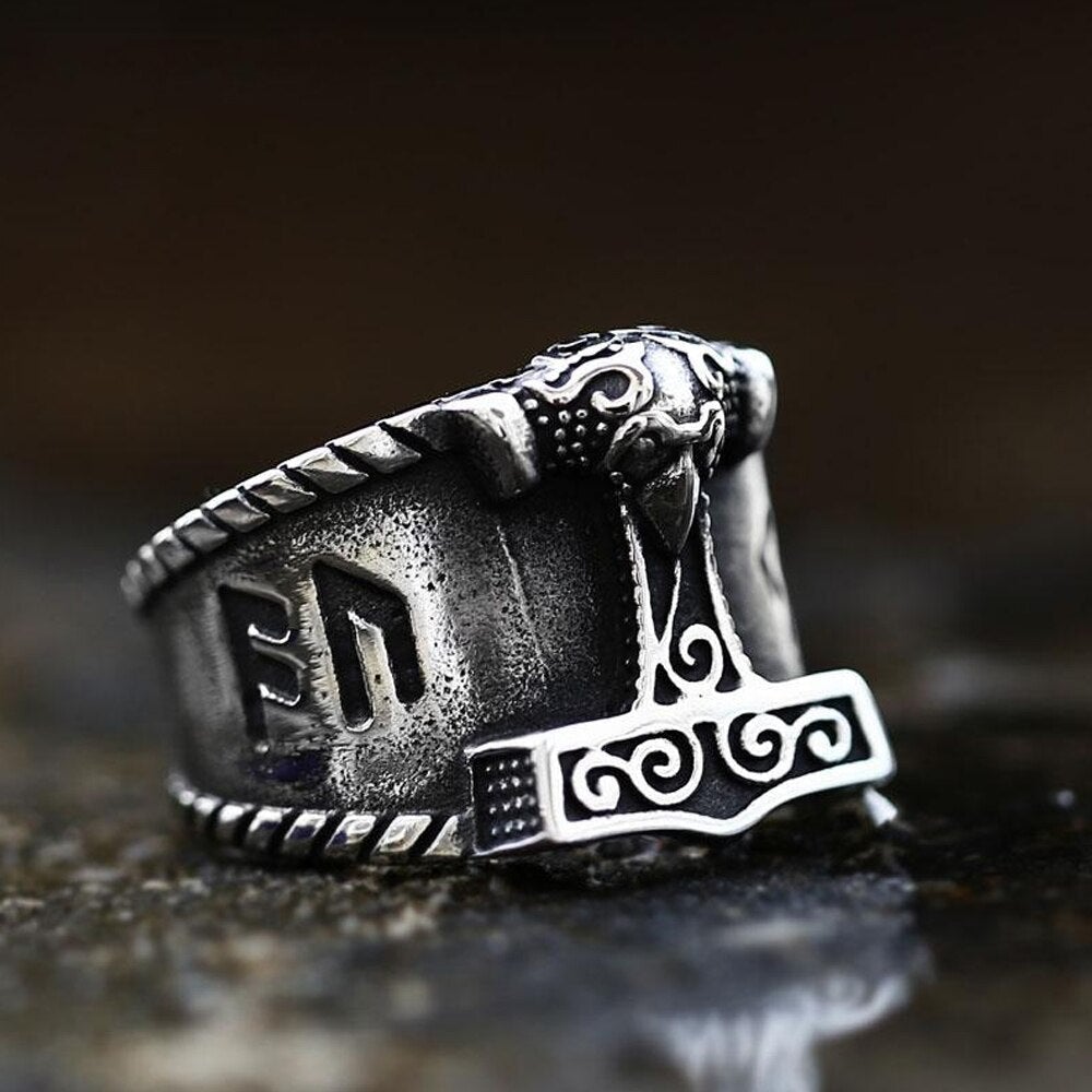 Wikinger Ring Thors Hammer