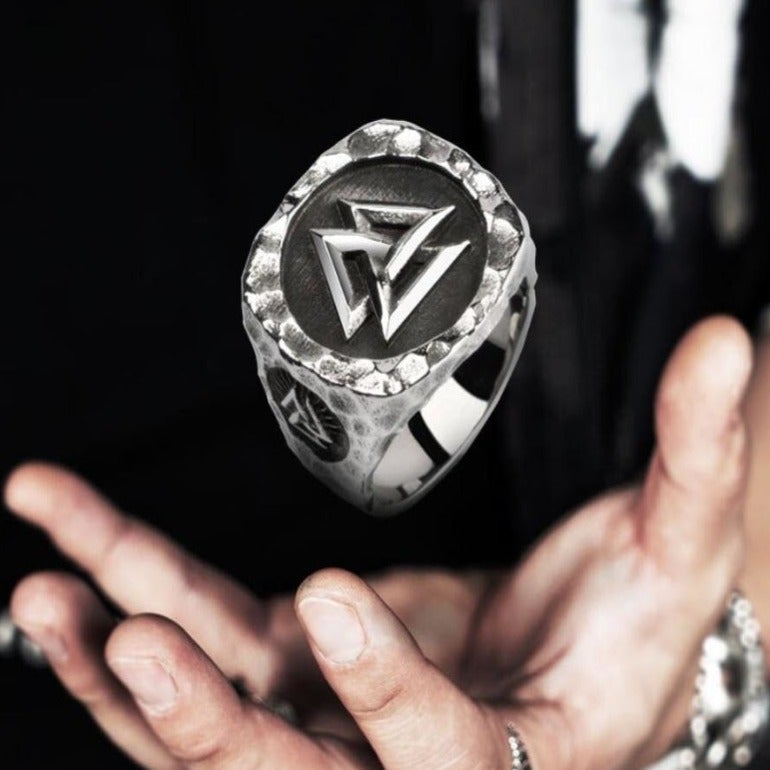 Wikinger Ring Valknut Gravur